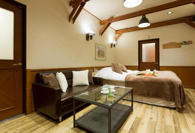 Номер Стандарт, Restay Kochi