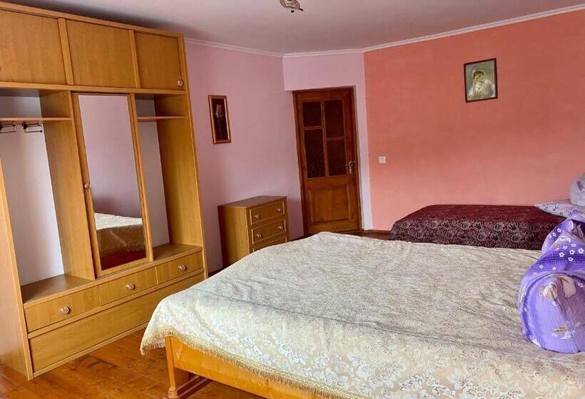 Трехместный Номер Классика, Medova Hata