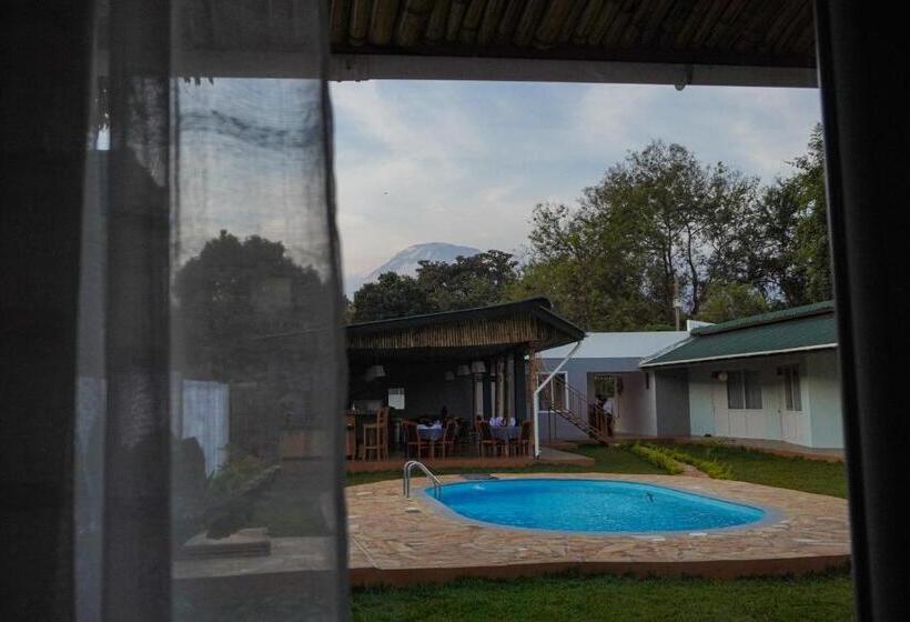 اتاق لوکس, Karanga River Lodge