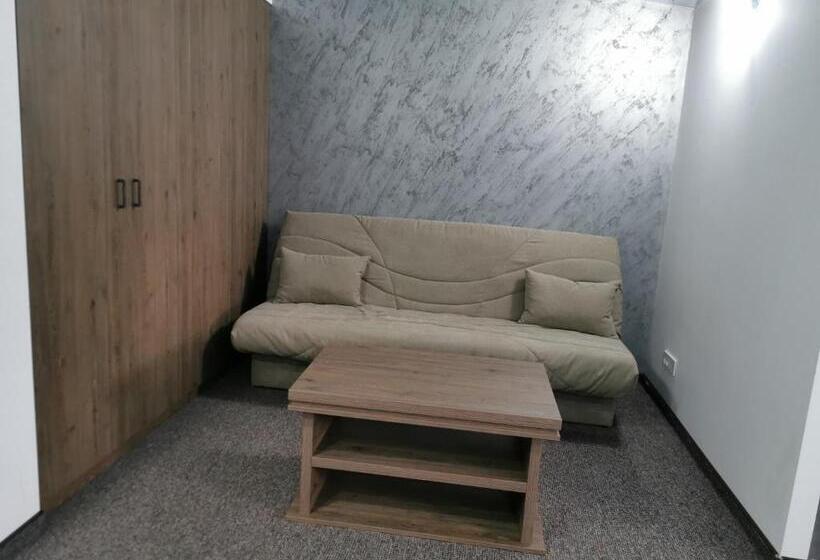 اتاق لوکس سه تخته, Dnt House & Spa