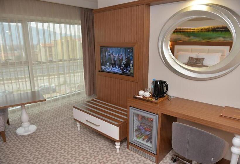 Семейный Номер, Tuna Otel Rezi̇dans