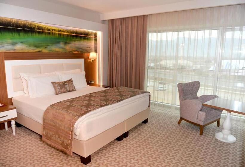 Номер Deluxe Одноместный, Tuna Otel Rezi̇dans