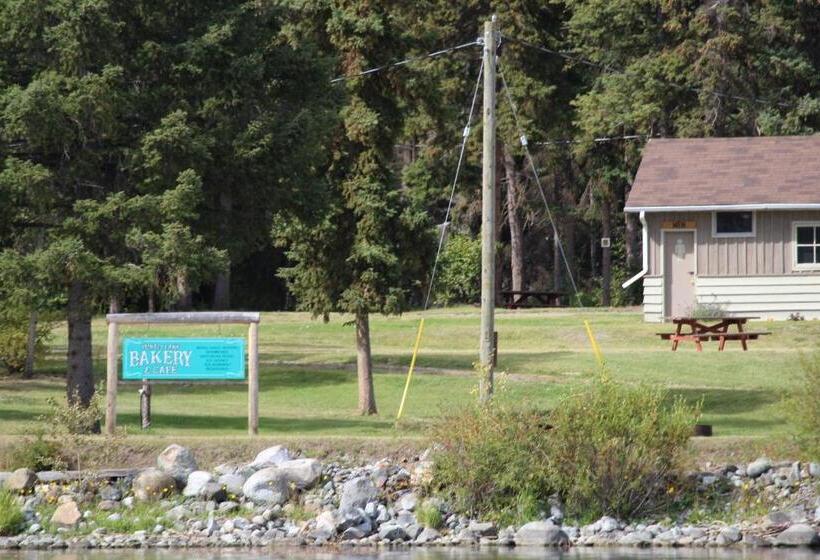 디럭스 스튜디오, Woodlands Fishin Resort