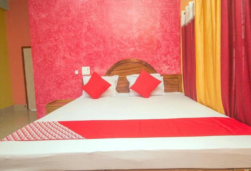 디럭스 트리플 룸, Vaccinated Staff  Oyo 60869 Sandhana Homestay