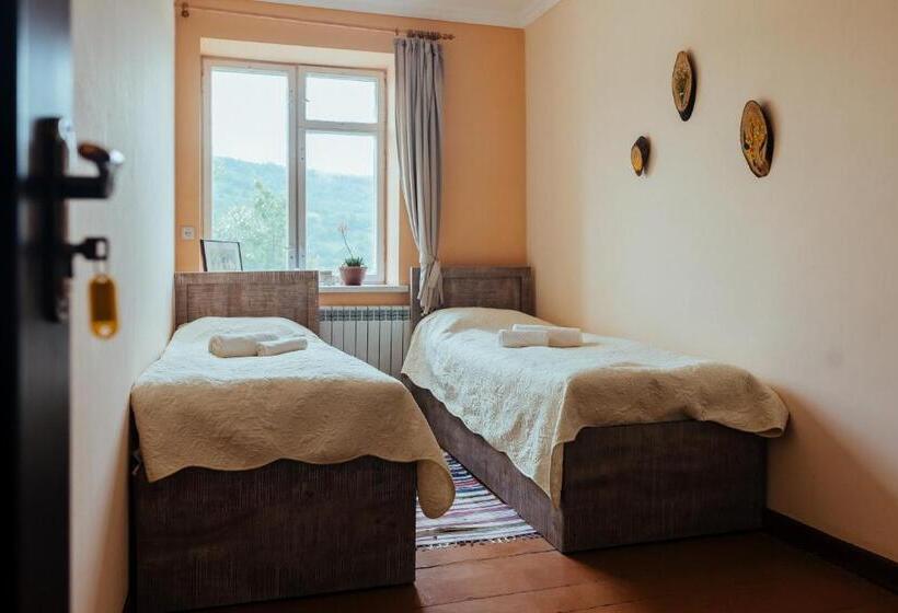기본룸, Chamich Guesthouse