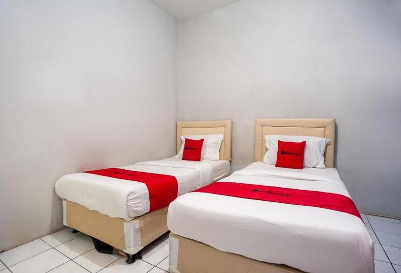 Номер Стандарт, Reddoorz Near Margonda Raya