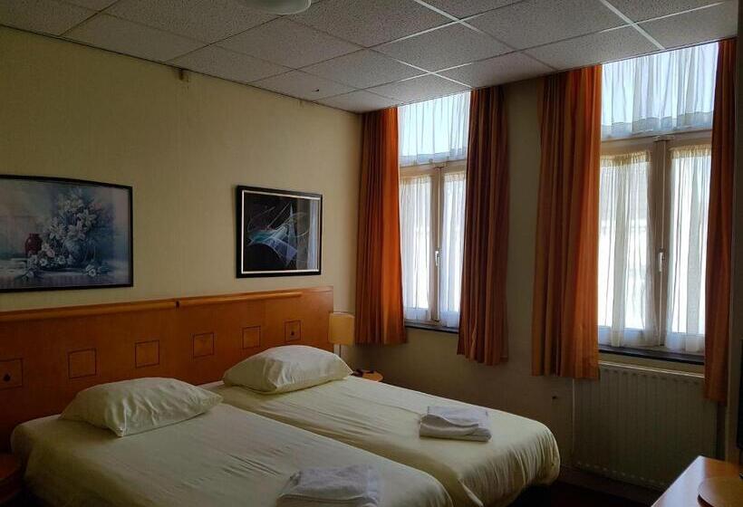 Номер Стандарт, 2000 Valkenburg