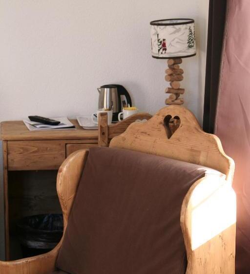 Family Suite, De La Lande