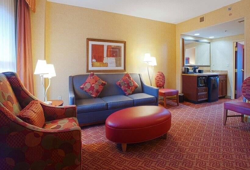 سوئیت برای معلولان, Embassy Suites By Hilton Charlotte Concord Golf Resort & Spa