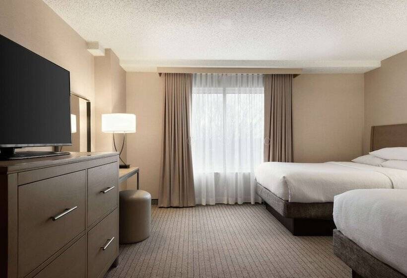 Люкс, Embassy Suites By Hilton Cleveland Rockside