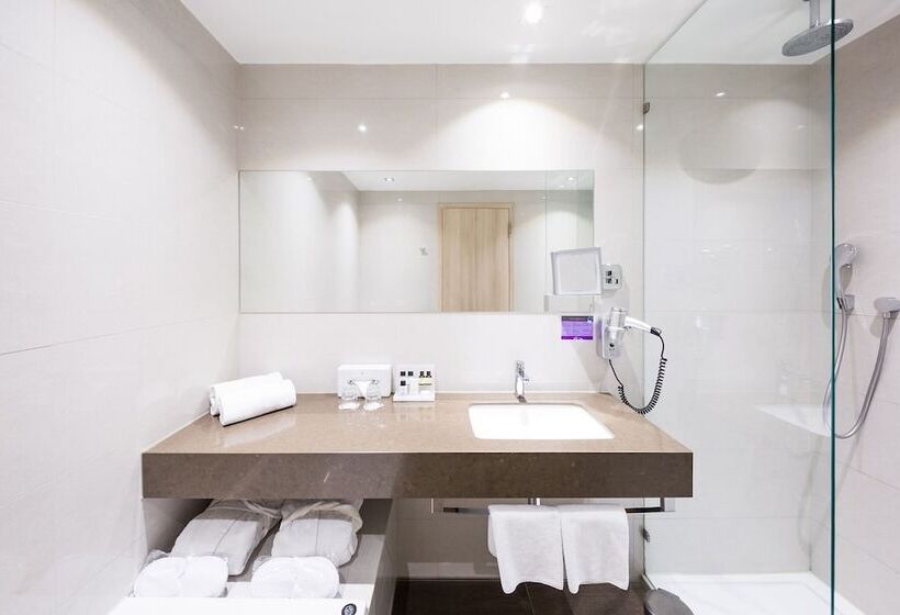 Номер Executive, Van Der Valk Hotel Düsseldorf