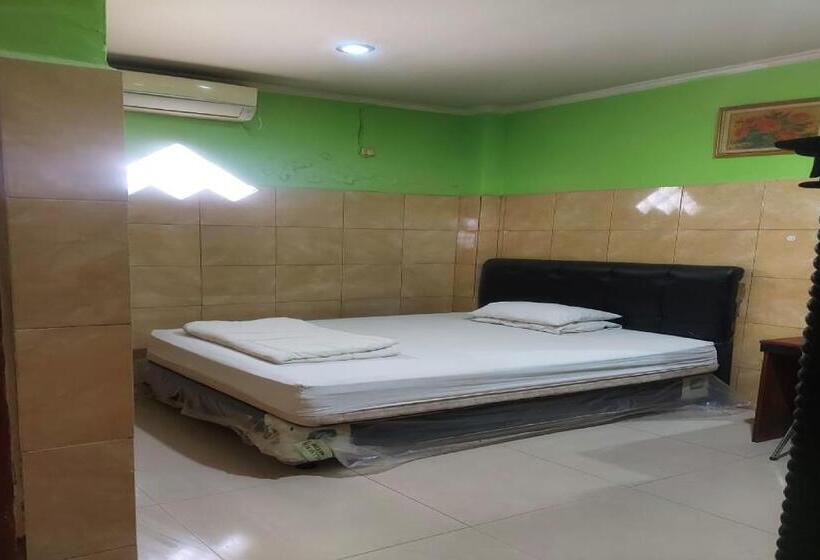 Номер Economy, Mulia Kendari Mitra Reddoorz