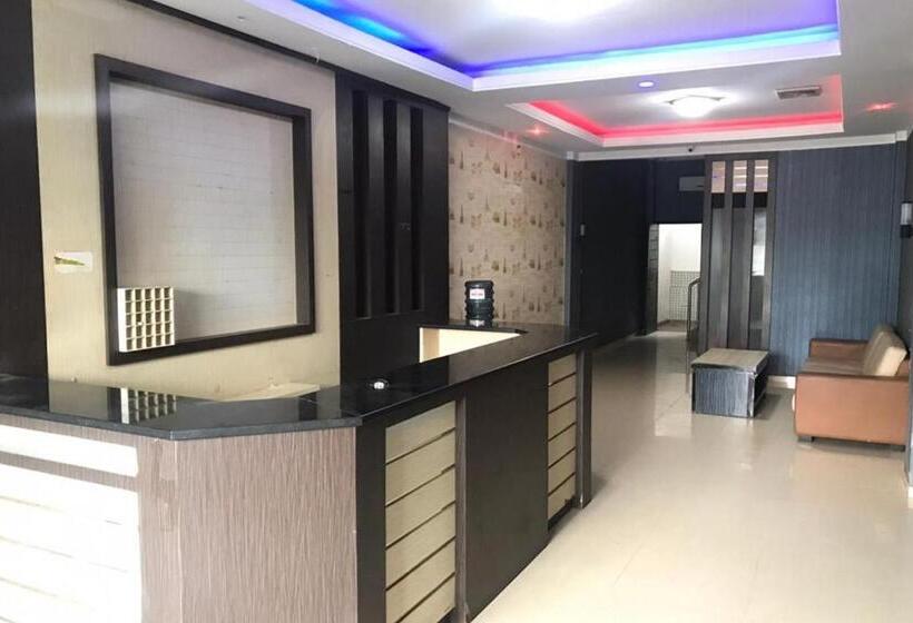 Семейный Номер, Reddoorz @ Jalan Gajah Mada Lampung