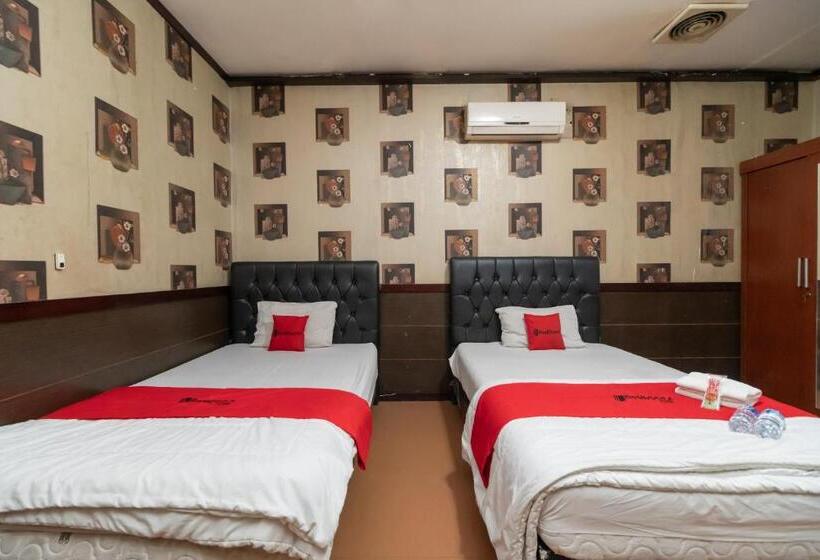 Семейный Номер, Reddoorz @ Jalan Gajah Mada Lampung