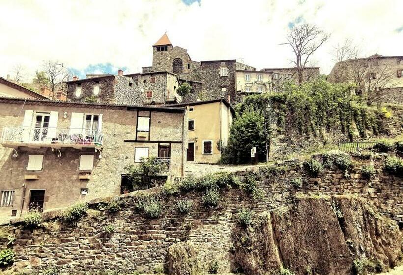 Номер Basic, Auberge De Chanteuges