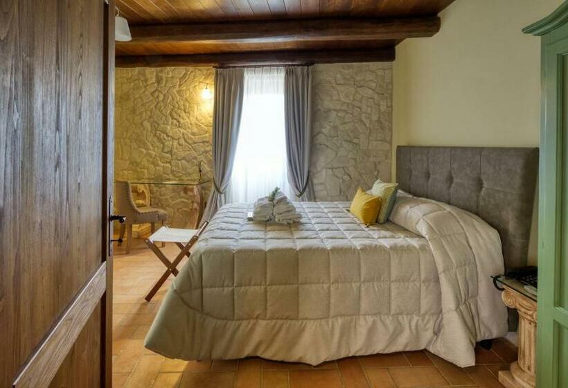 스탠다드 룸 산 전망, Borgo Incantato Spoleto