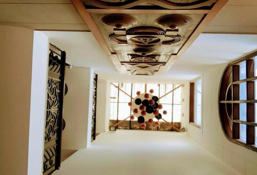 Номер Deluxe Кровать Кинг, Good Will Residency   Cyber City Gurgaon