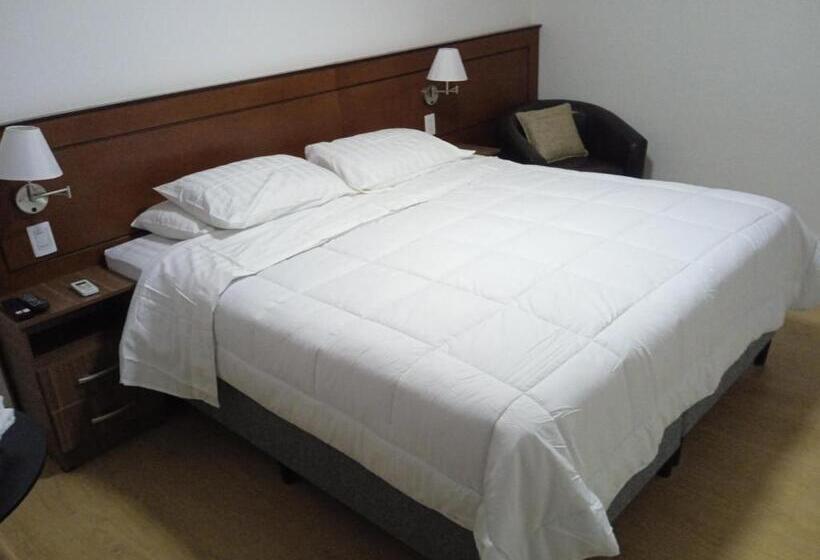 디럭스 룸, Trinidad Inn