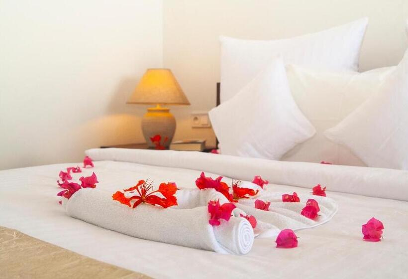 Номер Стандарт Боковой Вид на Море, Alladin Boutique Beach Hotel And Spa Zanzibar