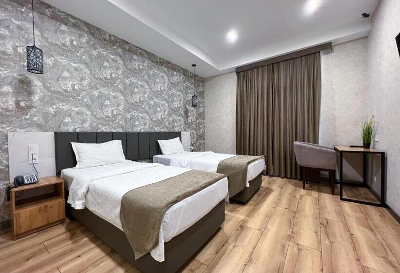اتاق استاندارد, Alpha Plaza Hotel & Spa