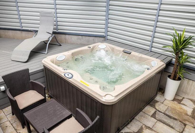 Люкс Повышенной Комфортности, Arena Deluxe & Spa