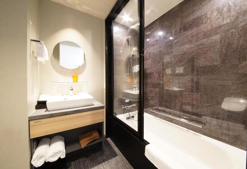 Chambre Deluxe, Oakwood Hotel Oike Kyoto