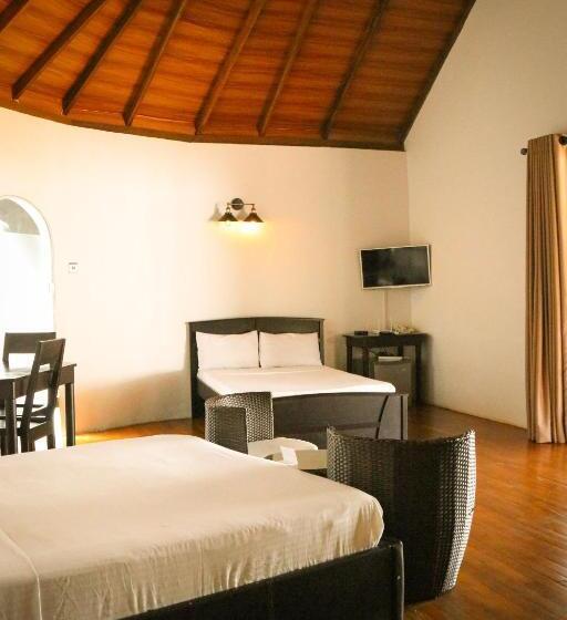 سوییت خانوادگی, The Blue Lagoon Resort  Kalpitiya