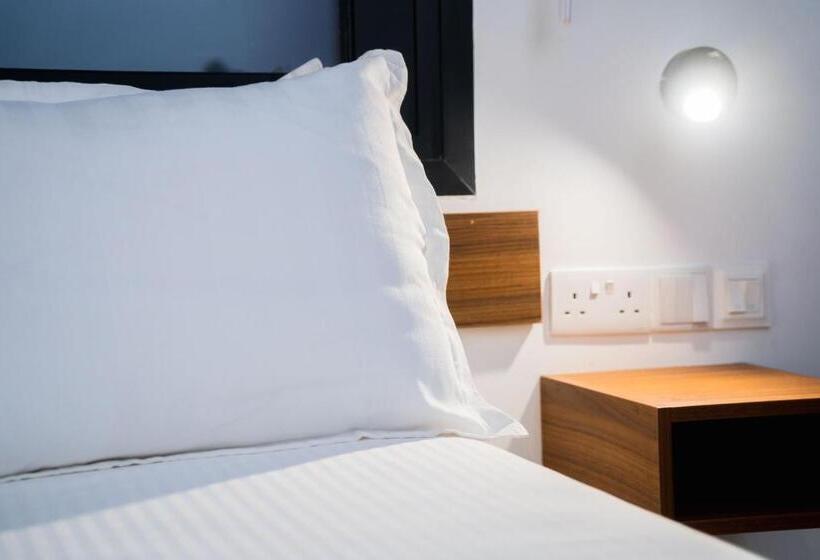 חדר דלוקס, Urban Habitat Executive Suites