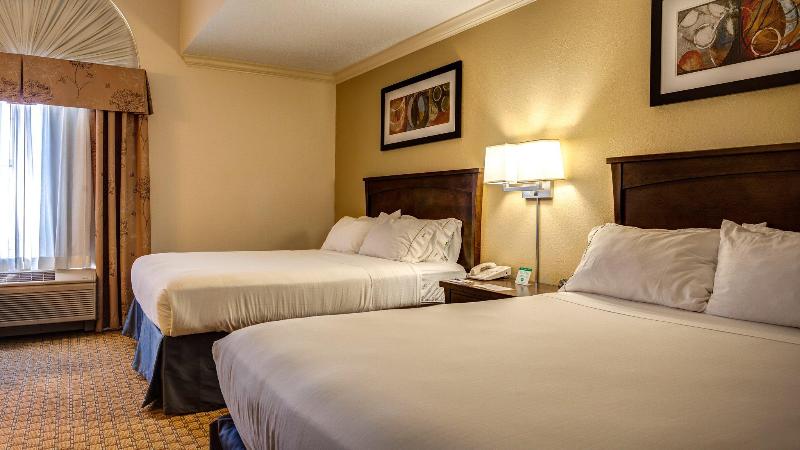 适合残疾人使用的标准间, Comfort Inn & Suites