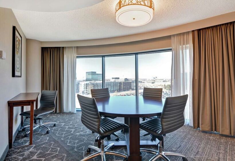Люкс, Embassy Suites By Hilton Minneapolisairport