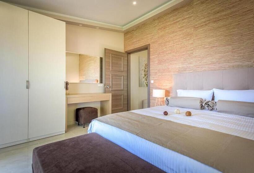 Люкс Сеньор, Koukounaria Hotel & Suites