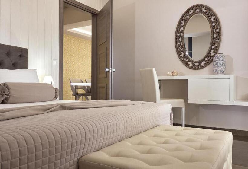Королевский Люкс, Koukounaria Hotel & Suites