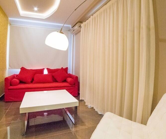 Королевский Люкс, Koukounaria Hotel & Suites
