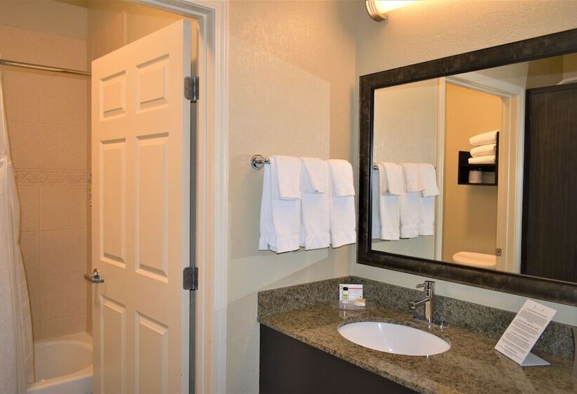 带2个卧室的套房, Staybridge Suites Albuquerque North, An Ihg