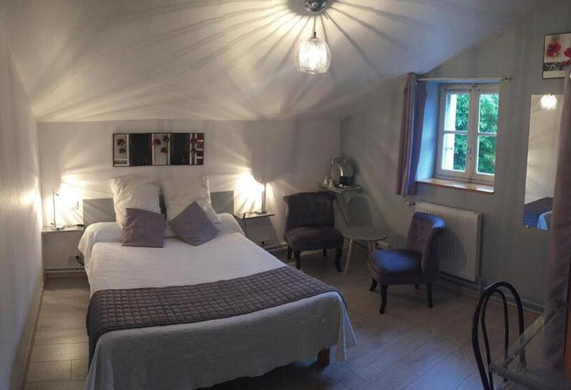 Номер Комфорт, Auberge Les Glycines