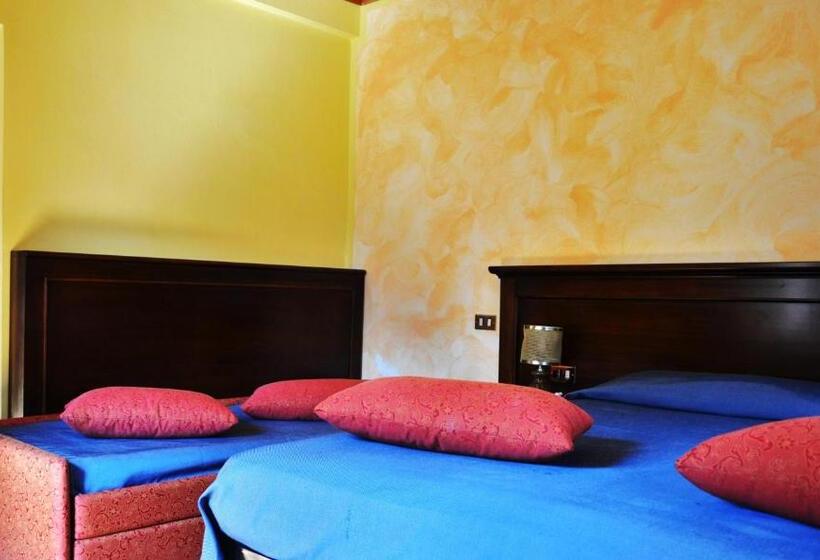 Четырехместный Номер Стандарт, Albergo Miramonti