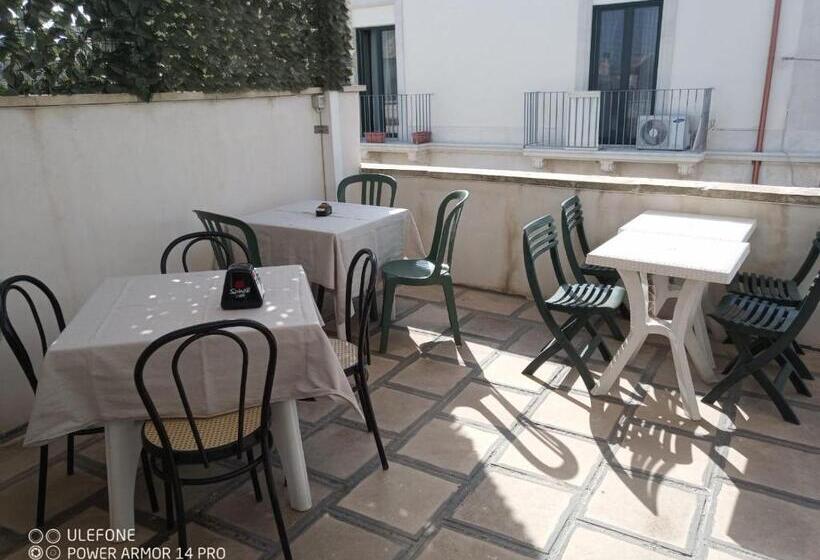 اتاق استاندارد چهار تخته, B&b L Antica Dimora ...e Dei Mestieri