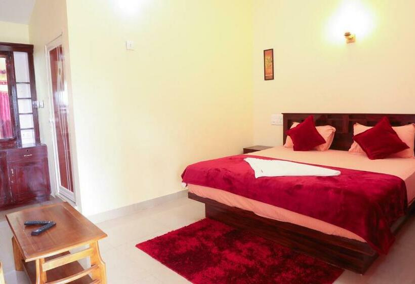 Люкс с Балконом, Green Garden Deluxe Room