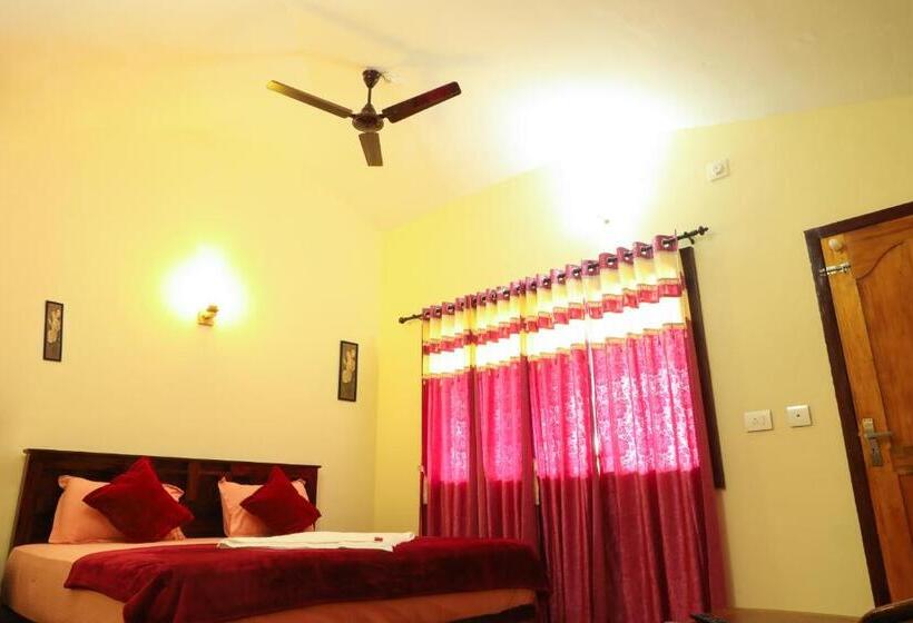 Номер Стандарт Вид на Парк, Green Garden Deluxe Room