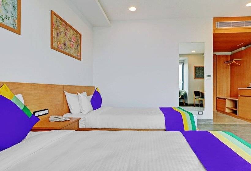 Quarto Deluxe, Medalio Resort Udaipur Shobhagpura