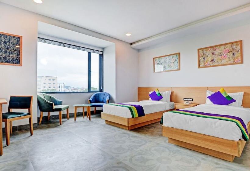 Quarto Deluxe, Medalio Resort Udaipur Shobhagpura