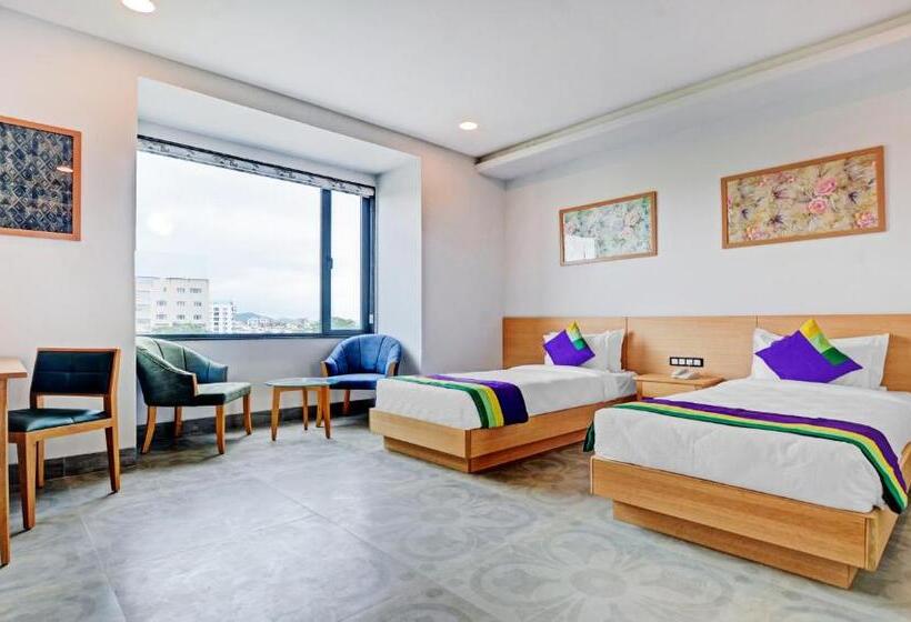 Quarto Deluxe, Medalio Resort Udaipur Shobhagpura