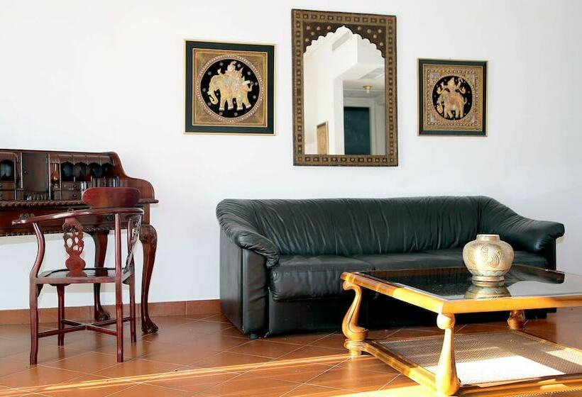 Apartamento Superior 1 Dormitório, Candia House