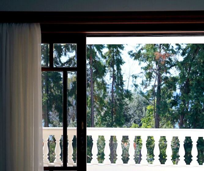 Quarto Dúplex, Candia House