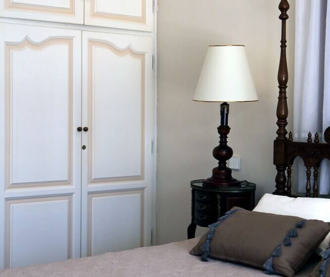 Quarto Dúplex, Candia House