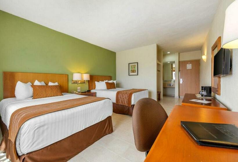 Standardrum 2 Dubbelsängar, Comfort Inn Puerto Vallarta Golfside & Marina
