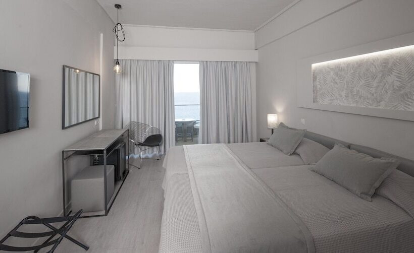 Семейный Номер Вид на Море, King Saron Hotel Resort