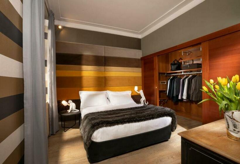 Camera Standard, Palazzo Manfredi – Small Luxury Hotels Of The World