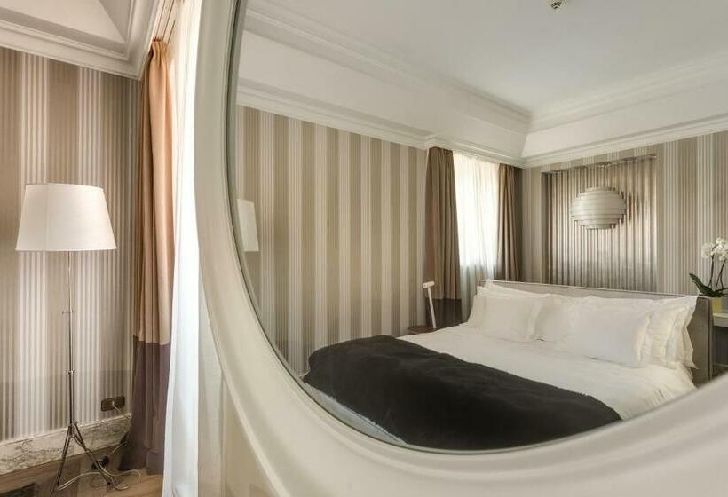 Camera Executive, Palazzo Manfredi – Small Luxury Hotels Of The World