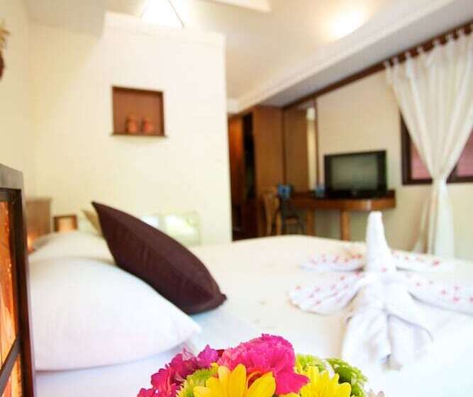디럭스 룸, Baan Duangkaew Resort
